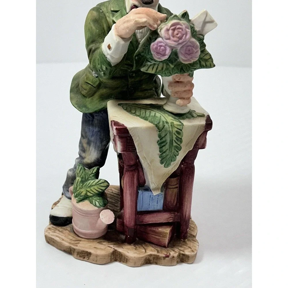 Rare Vintage Lefton The Florist Man Figurine Holding Flowers‎ 1950's Made Japan